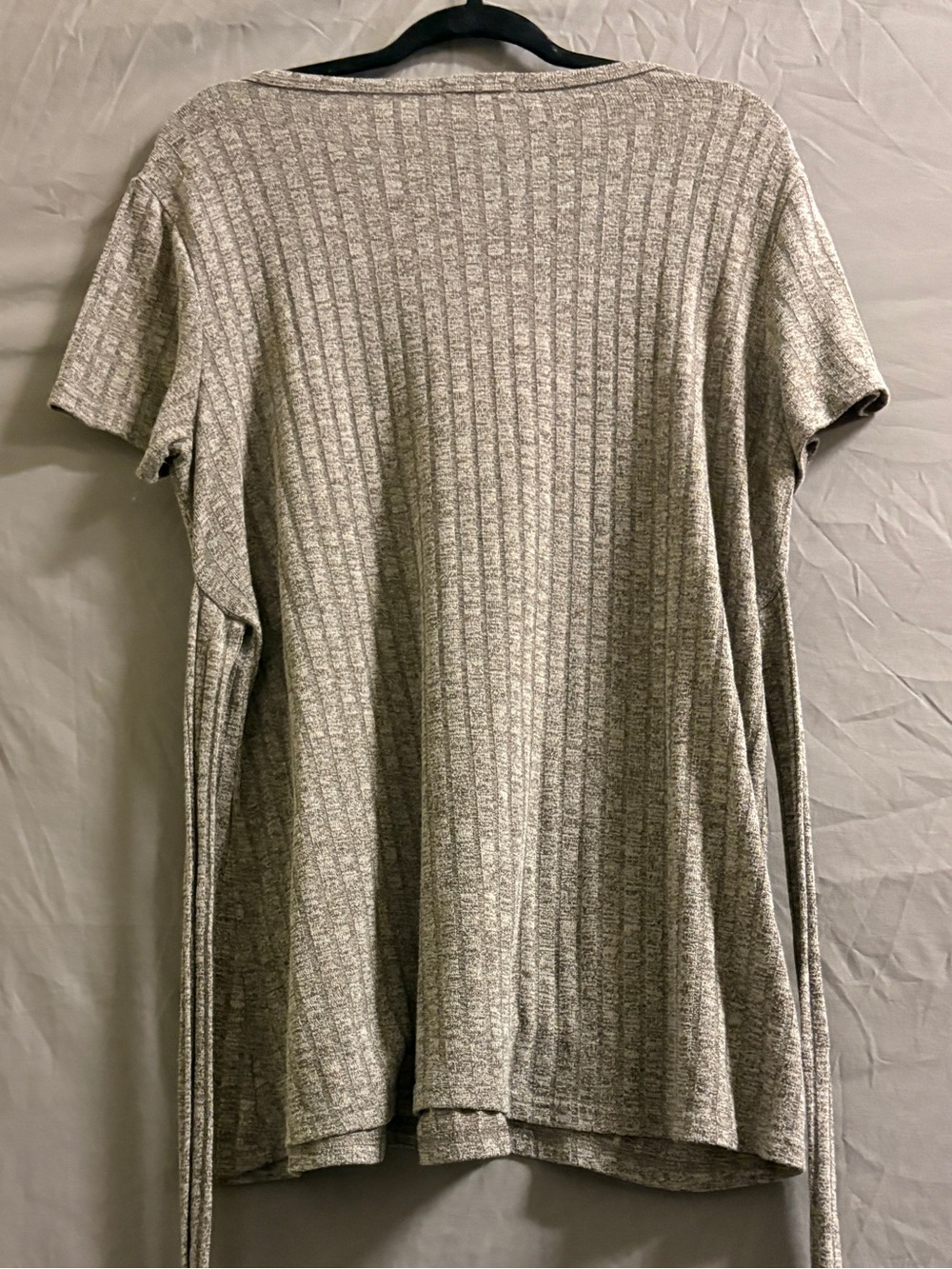 Gray Ribbed Short-Sleeve Tunic Top - Picture 3 of 5
